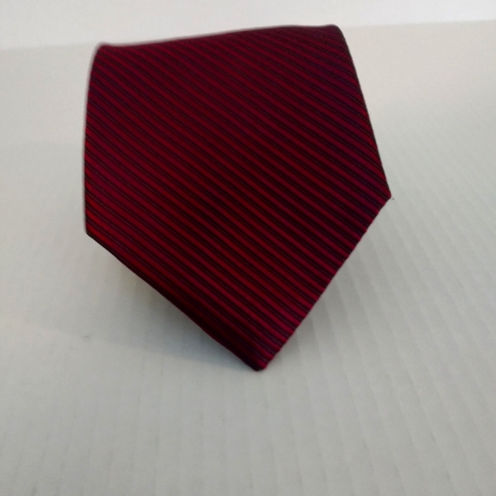 Gucci maroon purple stripes silk necktie